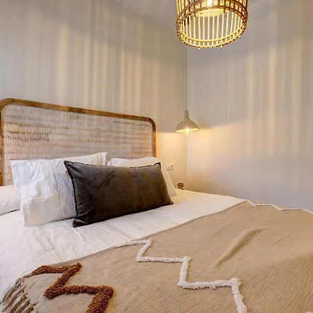 Astro Renovated & Seaview Apartment Estepona