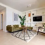 Astro Renovated & Seaview *