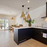 Astro Renovated & Seaview * Эстепона