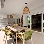 Astro Renovated & Seaview Апартаменты Эстепона