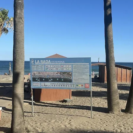 דירה Astro Renovated & Seaview אסטפונה