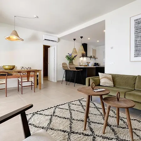 דירה Astro Renovated & Seaview *